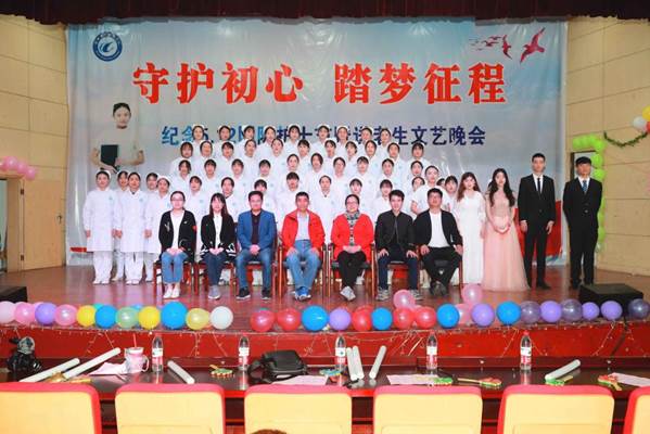 说明: http:/__local/7/73/72/43B6D934522FD8E4EC556FB4BC7_09B6A004_1D133.jpg