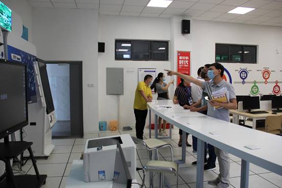 说明: IMG_3080 说明: IMG_3080