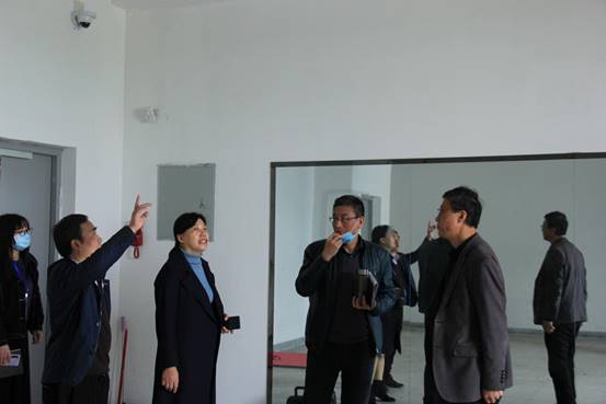 说明: IMG_2329 说明: IMG_2329