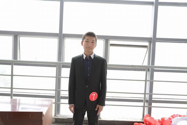 经贸系 14旅游管理 袁满