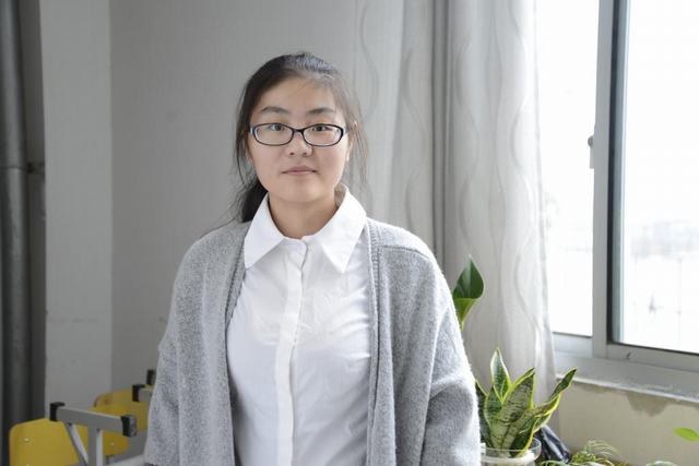 计算机系14电子商务1班 余婷婷